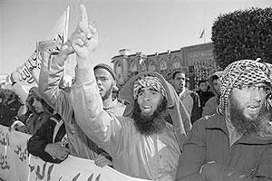 Salafists participate in a protest against the government in response to a call by the pro-reform party asking for their relatives and friends to be freed from jail in Rabat. Net photo