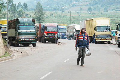 Trucks at the Gatuna border post. Government hopes to put up measures to  increase trade across the borders. The New Times / file.