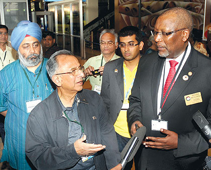 Head of delegation Rajendra Saboo (2nd left) with Rotary Regional assistant Governor Ndoba Mugunga addressing journalists yesterday. The New Times / John Mbanda.