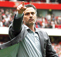 Real Madrid coach Jose Mourinho during a past game. Net photo.