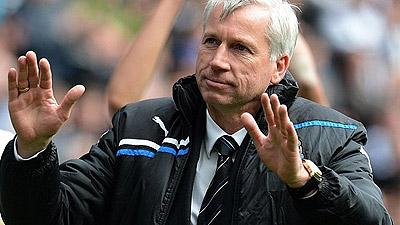 Newcastle United boss Alan Pardew admits stars could be sold. Net photo.