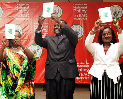 (R-L)East African Affairs Minister Monique Mukaruliza ,Trade and Industry Minister, Francois Kanimba, and the Governor of Eastern Province  Odette Uwamariya .The Sunday Times / Timothy Kisambira.