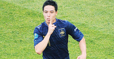 Samir Nasri netted Franceu2019s equalising goal against England. Net photo.