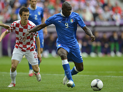 England players will need no reminder about the abilities of Italian striker Mario Balotelli. Net photo.