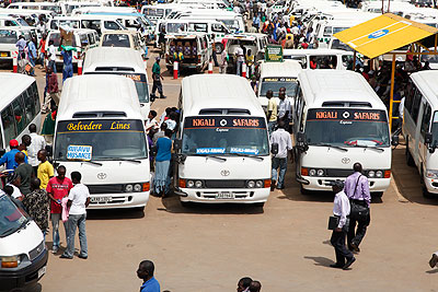 Taxi operators have been ordered to follow ply routes. The New Times / File.