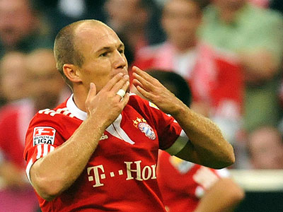 Arjen Robben has a deal with Bayern running to 2015. Net photo.