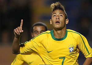 Barcelona have reportedly won the race to sign Brazil sensation Neymar. Net photo.