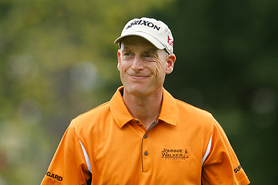 Jim Furyk piled up seven birdies on the opening day. Net photo.