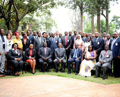 President Kagame (seated, centre) poses with EAC leaders, media owners and managers drawn from the five partner states, after the opening of the media summit in Kigali yesterday. The New Times/ Village Urugwiro. 