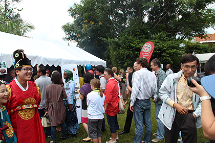 Guests at the World Food Fair in Kigali. All photos / Hyeon-yeong Kim.