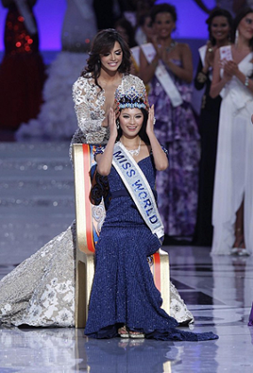 Miss China 2012, Wen Xia Yu was crowned Miss World 2012 at the final event, which was held on Saturday night August, 18, 2012 at the Ordos Stadium Arena in Dongsheng Fitness Center Stadium, Ordos,Inner Mongolia. Net photo. 