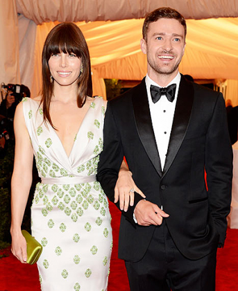 Newly weds Jessica Biel and Justin Timberlake. Net photo.