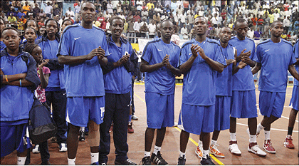 The future of Rwandan basketball lays in the U-18 side (above) that beat Kenya in the zone 5 qualifiers but failed to live up to the expecations in Maputo. The New Times / R. Spector.