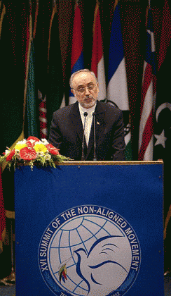 Iranian Foreign Minister Ali-Akbar Salehi speaks at the expert-level meeting of the 16th Non-aligned Movement (NAM) summit in Tehran. Net photo.