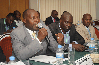 A participant contributing during the media meeting at Umubano hotel early this week. The New Times / File.