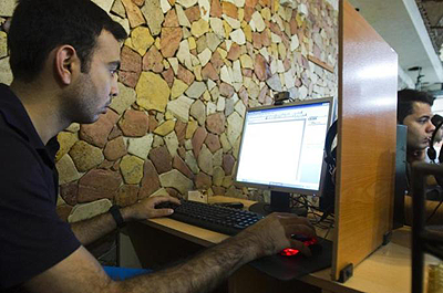 About 21 per cent of Iranians have access to the Internet, ranking it 111th in the world. Net photo.