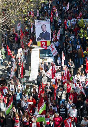 Participants in the weekend protests called by the west-wing party. AFP photo.