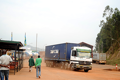 A truck at Gatuna Boarder Informal trade is the main driver of Rwandau2019s exports. The New Times / File.