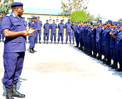 Inspector General Emanuel Gasana briefs the female peacekeepers before their departure for Darfur last week.  The New Times / Courtesy.