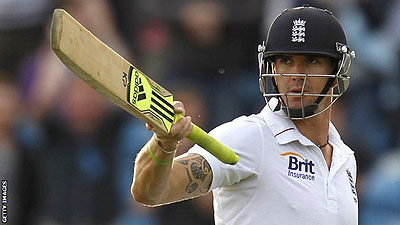 Kevin Pietersen was dropped over the texts scandal. Net photo.