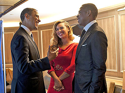 President Barack Obama tells Jay-Z to support Beyonce. Net photo.