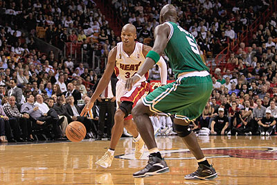 New Heat guard Ray Allen faced the Celtics for the first time since leaving the team last season.. Net photo.