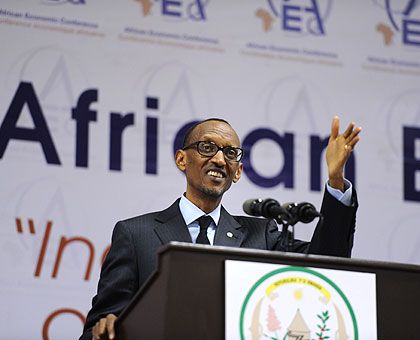 President Kagame addresses emphasises a point during his speech.