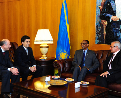 President Kagame, with Osman Celik, Minister of Foreign Affairs in Istanbul (L); Inanu00e7 u00c7iftu00e7i, Rwanda's Honorary Consul in Turkey (2nd L); and Ali Bakou011flu, Deputy Mayor of Istanbul, at Attaturk Airport yesterday.