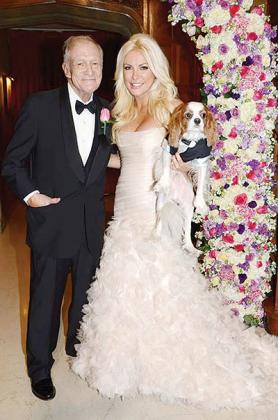 Hugh Hefner and his bride Crystal Harris. Net photo.