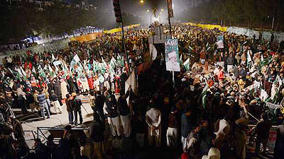 Protesters march in Islamabad. Net photo.