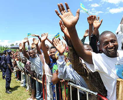 Rusizi residents welcome President Kagame to Kamembe Stadium yesterday. The New Times /Village Urugwiro.