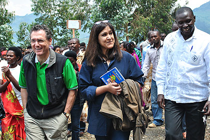 L-R: Mark Austin, the World Bank Task Team Leader, Geeta and Hakizimana after the tour on Tuesday. The New Times/ Courtsey.