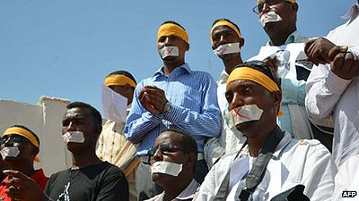 Journalists in Mogadishu say the freedom of the press is at stake . Net photo. 