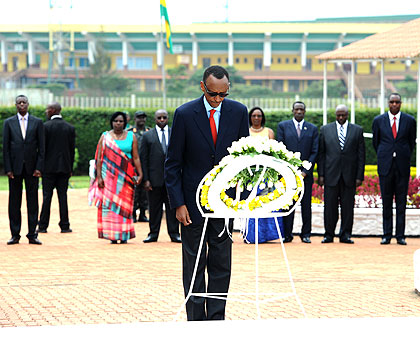 President Kagame lays a wreath at the Heroes Mausoleum in Remera, Kigali, today.  The New Times/ Village Urugwiro. 