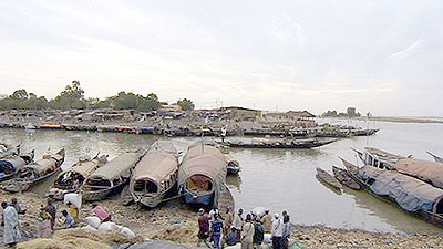 Tuareg traders have fled Mopti for refugee camps in neighbouring countries.  Net photo.