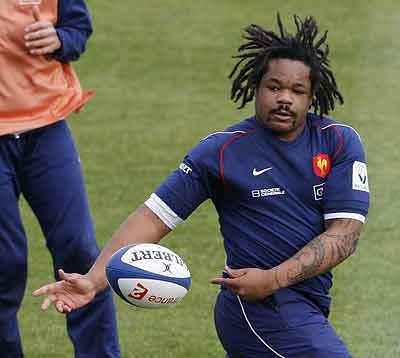 Bastareaud - who has 10 caps for France - has been rewarded for his strong performances with his club Toulon. Net photo.