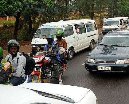 Peak hour traffic congestion; most drivers usually donu2019t value the importance of solar powered road studs along the way. The New Times/John Mbanda