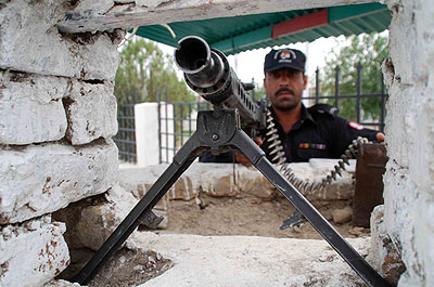 Authorities in Afghanistan and Pakistan regularly trade blame in initiating cross-border attacks. Net photo.