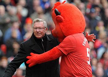 Sir Alex Ferguson with club mascot Fred the Red have been fond of each other but it won't be anymore. Net photo.