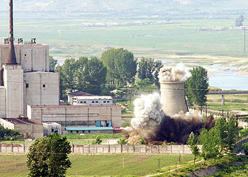 North Korea said in April that it would restart a nuclear reactor at Yongbyon to produce plutonium. Net photo.