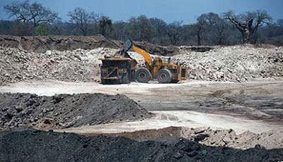 A coal mine in Tete Province, Mozambique. About 60% of land is now earmarked for mining, leaving local people few options for resettlement.Net photo. 