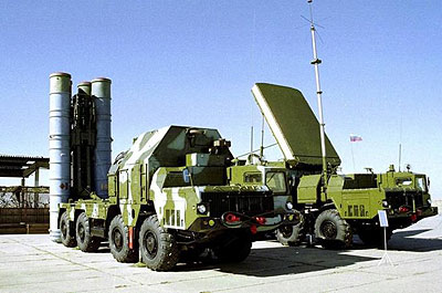 Russia has not said whether if has already shipped to Syria the long-range S-300 air defence missile systems. Net photo.