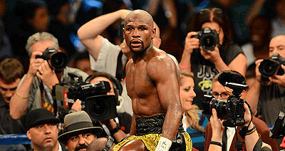 Floyd Mayweather- 'Giving the fans what they want'. Net photo.