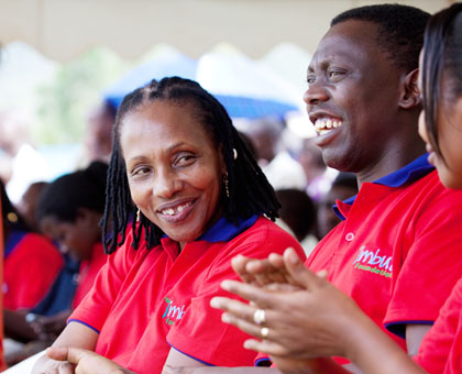 Imbuto Director General Ndejuru (L) and other officials during the campaign on Thursday. Saturday Times/Timothy Kisambira.