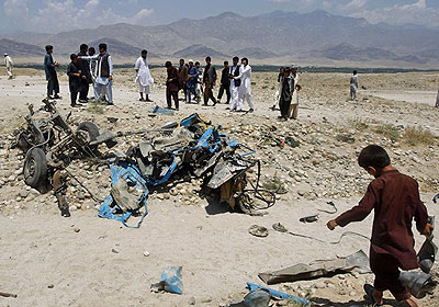 A roadside bomb killed seven civilians in a separate attack in Laghman province on Monday. Net photo.