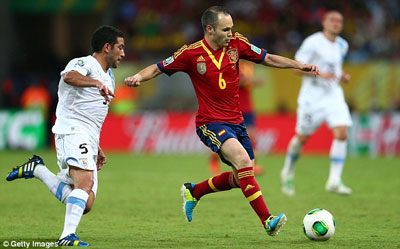 Andres Iniesta starred in Spain's win over Uruguay. Net photo.