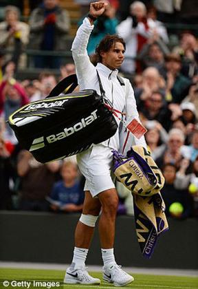 Nadal showed his appreciation for the crowd as he left Court 1. Net photo.