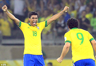 Paulinho scored the decisive goal as Brazil beat Uruguay 2-1 to reach the final of the tournament. Net photo.