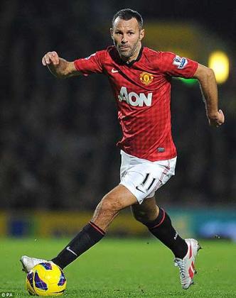 Giggs was rewarded with a one-year contract extension after another consistent year. Net photo.