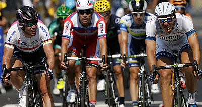 Mark Cavendish was beaten on the line by Marcel Kittel. Net photo.